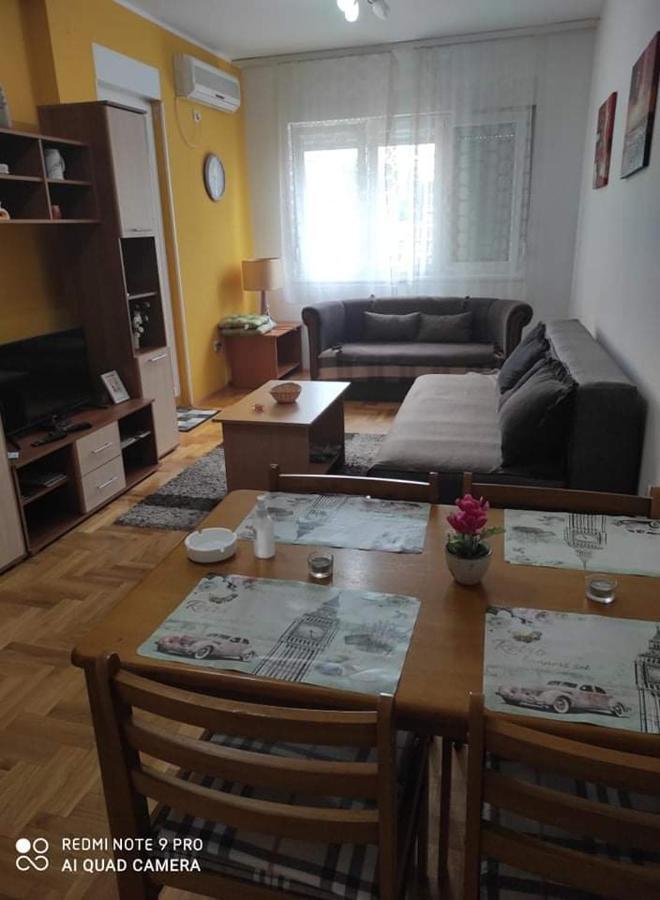Apartman Marina Sa Garazom Nowy Sad Zewnętrze zdjęcie