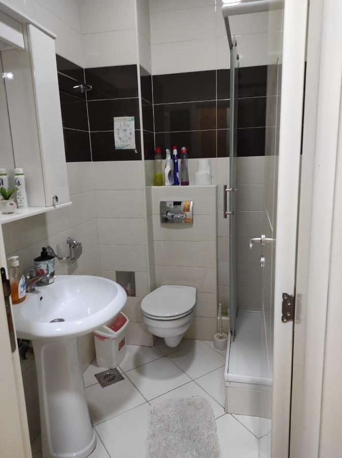 Apartman Marina Sa Garazom Nowy Sad Zewnętrze zdjęcie