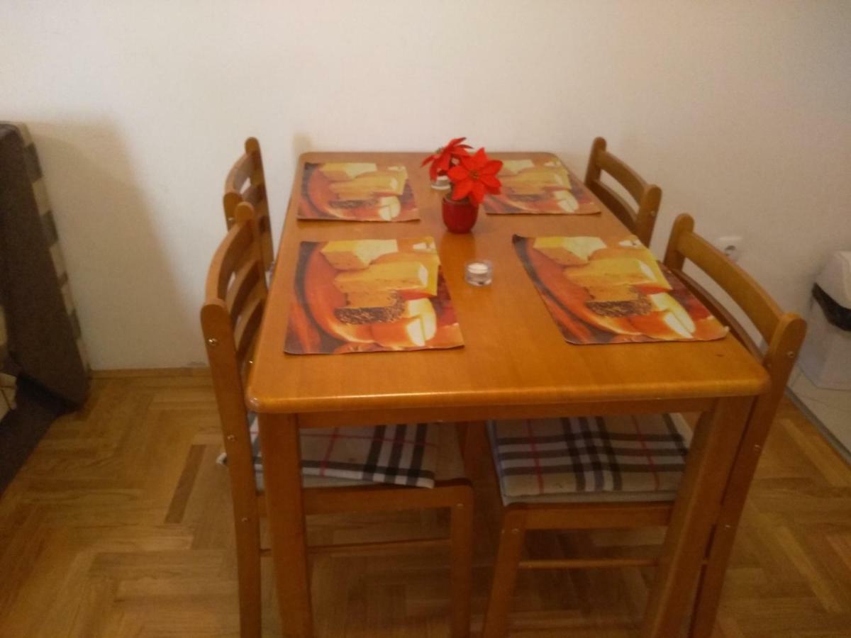 Apartman Marina Sa Garazom Nowy Sad Zewnętrze zdjęcie