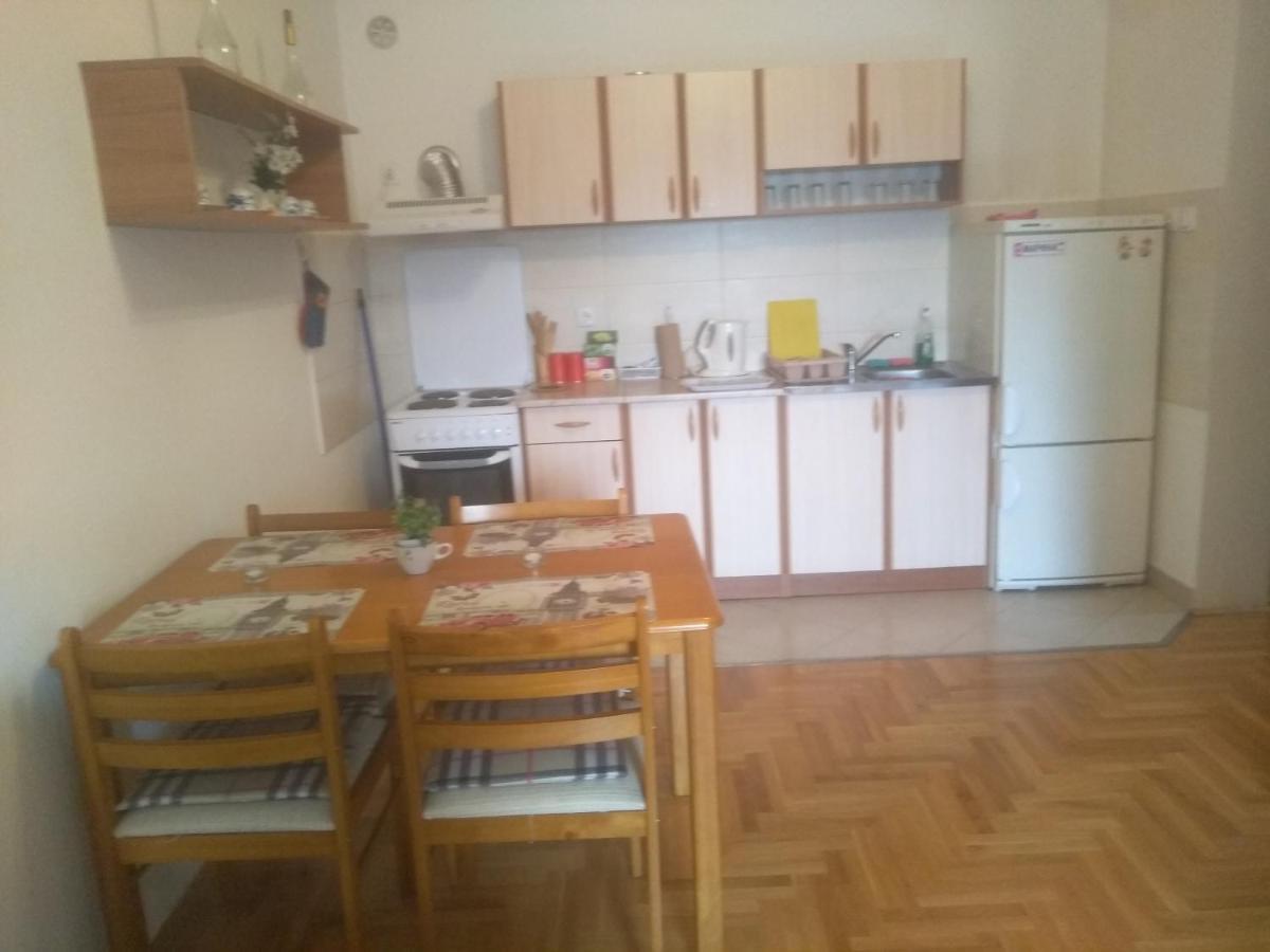 Apartman Marina Sa Garazom Nowy Sad Zewnętrze zdjęcie